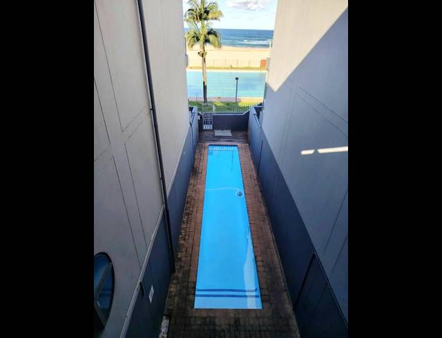 3 BEDROOM APARTMENT FOR SALE IN MARGATE BEACH